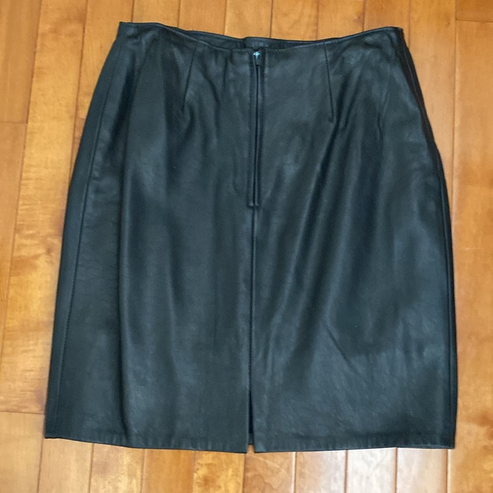 GENUINE SOFT BLACK LEATHER SKIRT. $30.